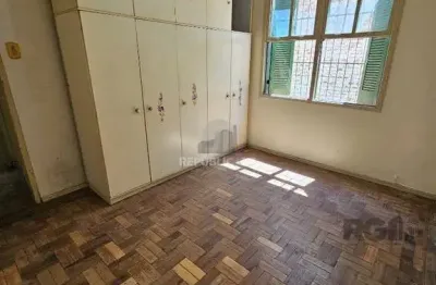 Apartamento à venda no bairro azenha com 46 m² e 1 dormitório/quartos disponível.