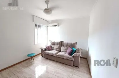 Apartamento à venda no bairro floresta com 1 dormitório e área de 46 m².