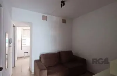 Apartamento à venda no centro histórico com 28 m² e 1 dormitório/quarto disponível