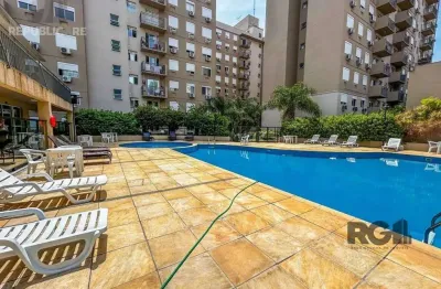 Apartamento à venda no bairro Camaquã com 67 m² e 3 dormitórios/quartos disponíveis.