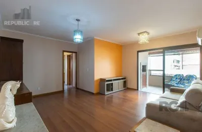 Apartamento com 118 m² no menino deus, ideal para quem busca 3 dormitórios/quartos à venda.