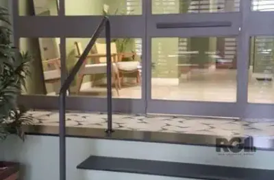 Apartamento à venda no centro histórico com 33 m² e 1 dormitório/quarto disponível