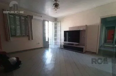 Apartamento à venda no bairro farroupilha, com 101 m² e 3 dormitórios/quartos.