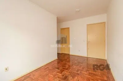 Apartamento à venda no bairro partenon com 1 dormitório e 45 m² de área útil