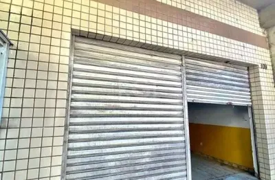 Ponto comercial à venda no centro histórico com 123m² de área útil disponível.