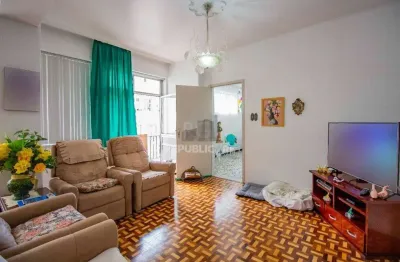 Apartamento à venda no centro histórico com 140 m² e 2 dormitórios/quartos disponíveis