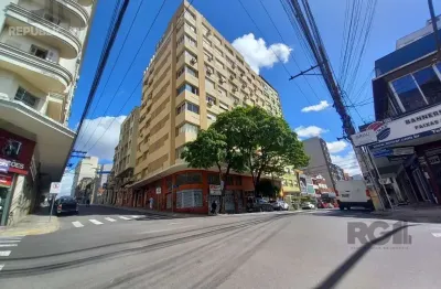 Apartamento à venda no centro histórico com 73 m² e 2 dormitórios/quartos disponíveis