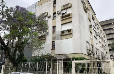 Apartamento à venda no menino deus com 144 m² e 3 dormitórios/quartos disponíveis.