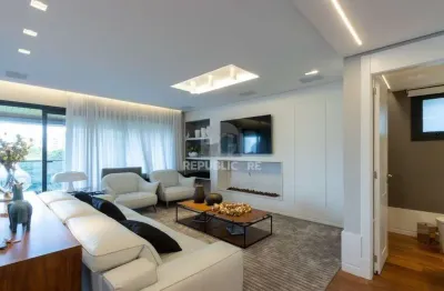 Apartamento à venda no bairro moinhos de vento com 3 dormitórios e 256 m² de área útil.