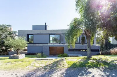 Casa de condomínio à venda em teresópolis com 443 m² e 4 dormitórios/quartos.