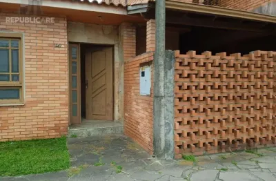 Casa de condomínio à venda no bairro Hípica com 180 m² e 3 dormitórios/quartos.