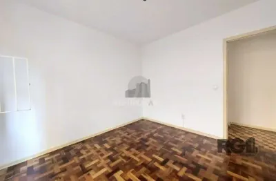 Apartamento à venda no bairro rio branco com 1 dormitório e 38m² de área útil.