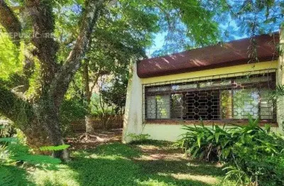 Casa residencial à venda no bairro menino deus com 160 m² e 4 dormitórios/quartos