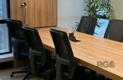 Escritório à venda no menino deus com 64 m² de área útil para investimento.