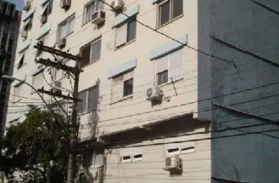 Apartamento à venda no centro histórico com 2 dormitórios/quartos, 0 m² de área útil.