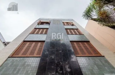 Apartamento cobertura à venda no bairro petrópolis com 248 m² e 3 dormitórios/quartos.