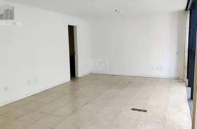 Escritório à venda no centro histórico com área útil de 37m² - oportunidade imperdível!