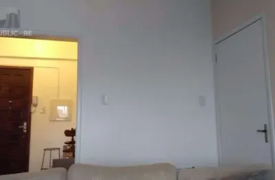 Apartamento à venda no centro histórico com 3 dormitórios/quartos e 84 m².