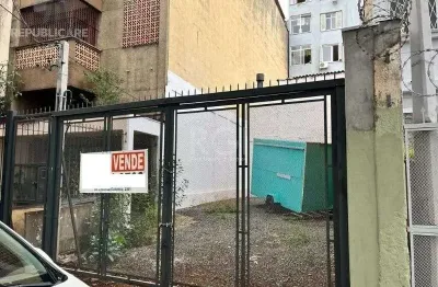 Terreno à venda no centro histórico com área total disponível e 0 dormitórios/quartos.