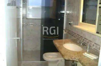 Apartamento à venda em Petrópolis com 105 m² e 3 dormitórios/quartos disponíveis