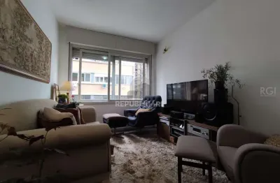Apartamento à venda no centro histórico com 62 m² e 2 dormitórios/quartos disponíveis