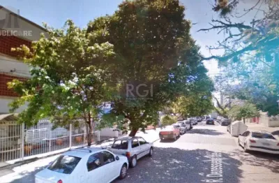 Apartamento à venda no menino deus com 50m² e 2 dormitórios/quartos disponíveis.