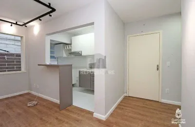 Apartamento à venda no menino deus com 34 m² e 1 dormitório/quarto disponível!