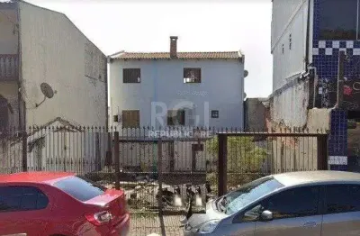 Terreno à venda no bairro petrópolis com 200 m², ideal para seu projeto.
