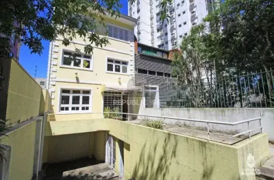 Casa residencial à venda no bairro rio branco, com 258 m² e 3 dormitórios/quartos.