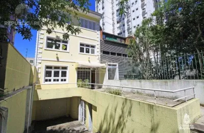 Casa residencial à venda no bairro rio branco com 258 m² e 3 dormitórios/quartos.