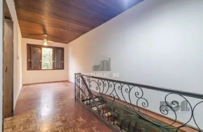 Casa residencial à venda no bairro teresópolis com 160 m² e 3 dormitórios/quartos.