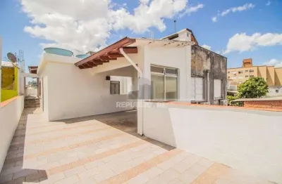 Casa residencial à venda no bairro azenha com 440 m² e 3 dormitórios/quartos.