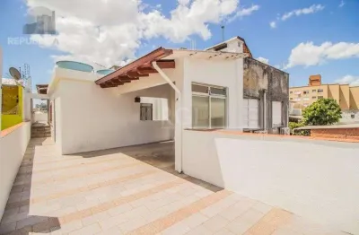 Casa residencial à venda no bairro azenha com 440 m² e 3 dormitórios/quartos.