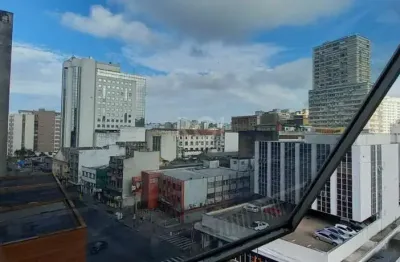 Escritório à venda no centro histórico com 124m² de área útil disponível.