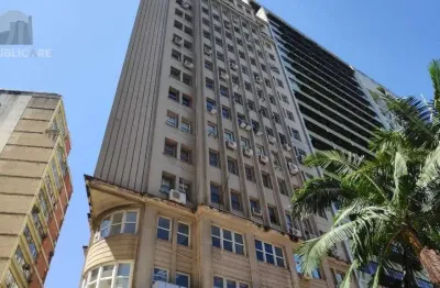 Escritório à venda no centro histórico com 130 m² de área útil disponíveis