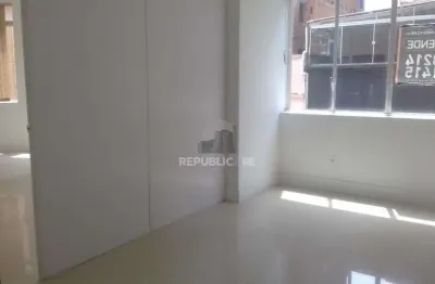 Escritório à venda no centro histórico com 69 m² de área útil disponível
