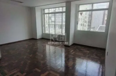Apartamento à venda no centro histórico com 60 m² e 2 dormitórios/quartos disponíveis
