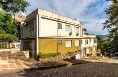Apartamento à venda no bairro Petrópolis com 61 m² e 2 dormitórios/quartos.
