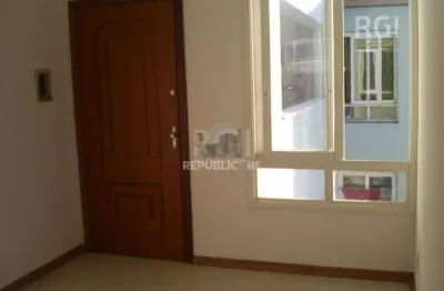 Apartamento à venda em camaquã com 54m² e 2 dormitórios/quartos disponíveis.