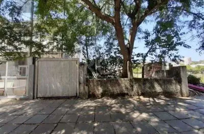 Terreno à venda no bairro menino deus com área disponível para construção