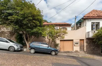 Casa residencial à venda no bairro Vila Conceição com 373 m² e 2 dormitórios/quartos.
