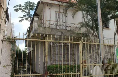 Casa residencial à venda no bairro menino deus com 300 m² e 1 dormitório/quarto.