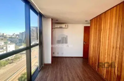 Escritório à venda no bairro menino deus com 29m² de área útil disponível.