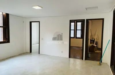 Casa residencial à venda no centro com 3 dormitórios e área de 106 m².