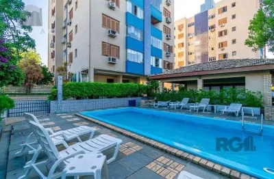 Apartamento à venda no bairro Petrópolis, 77 m² e 2 dormitórios/quartos disponíveis.