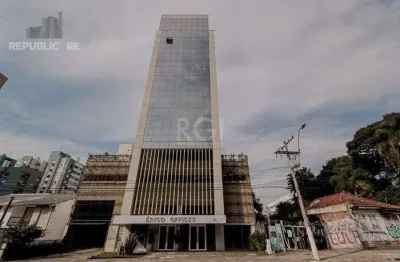 Escritório à venda no menino deus com área útil de 36 m² em ótima localização.