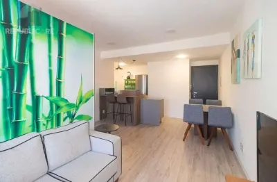 Apartamento para alugar no centro histórico – 47m² com 1 dormitório/quartos disponíveis!