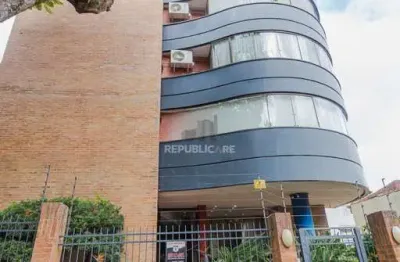Cobertura à venda em petrópolis com 152 m² e 2 dormitórios/quartos disponíveis.