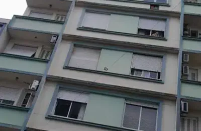 Apartamento à venda no centro histórico com 1 dormitório e 37 m² de área útil