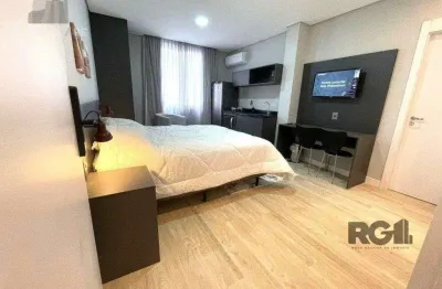Apartamento à venda no centro histórico com 22 m² e 1 dormitório/quarto disponível.